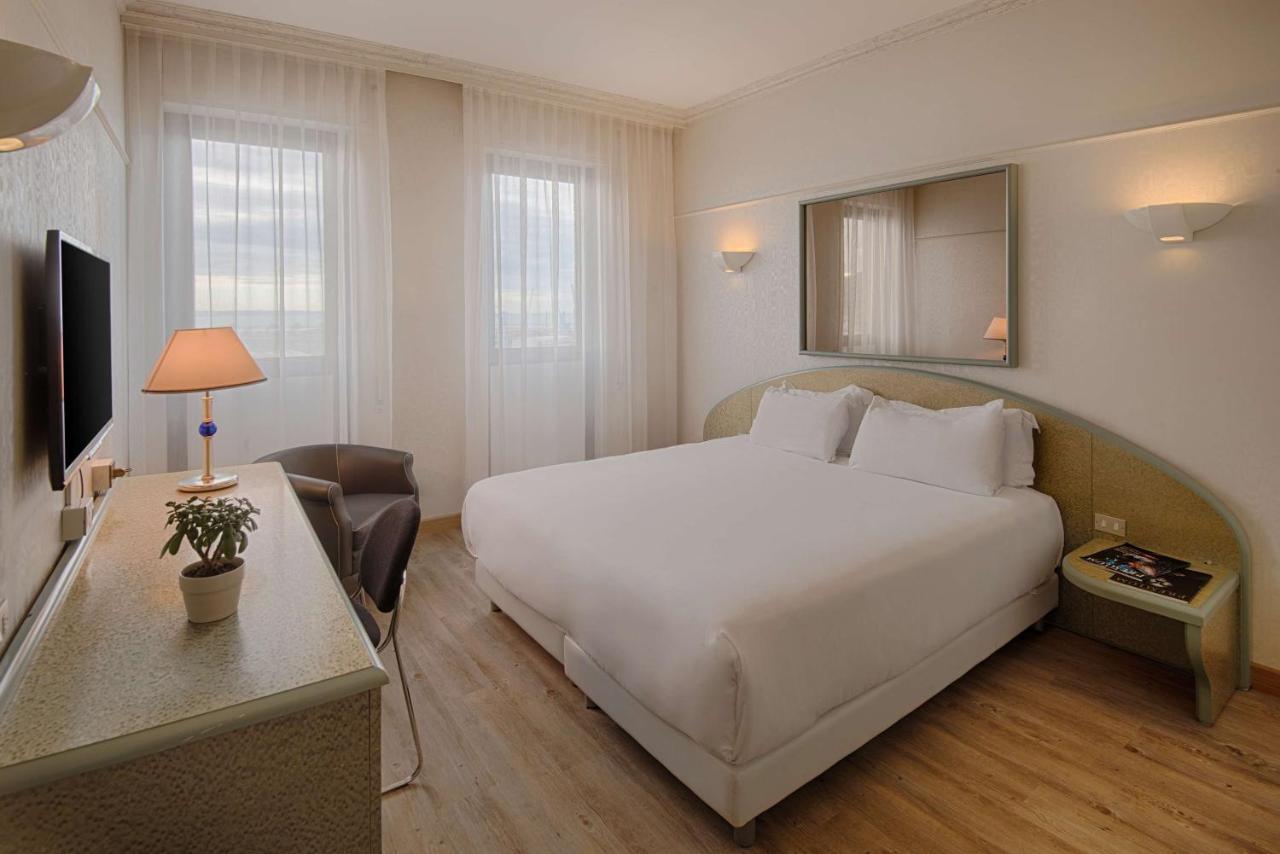 Hotel Nh 4*