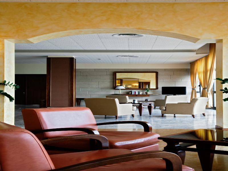 Hotel Nh 4*