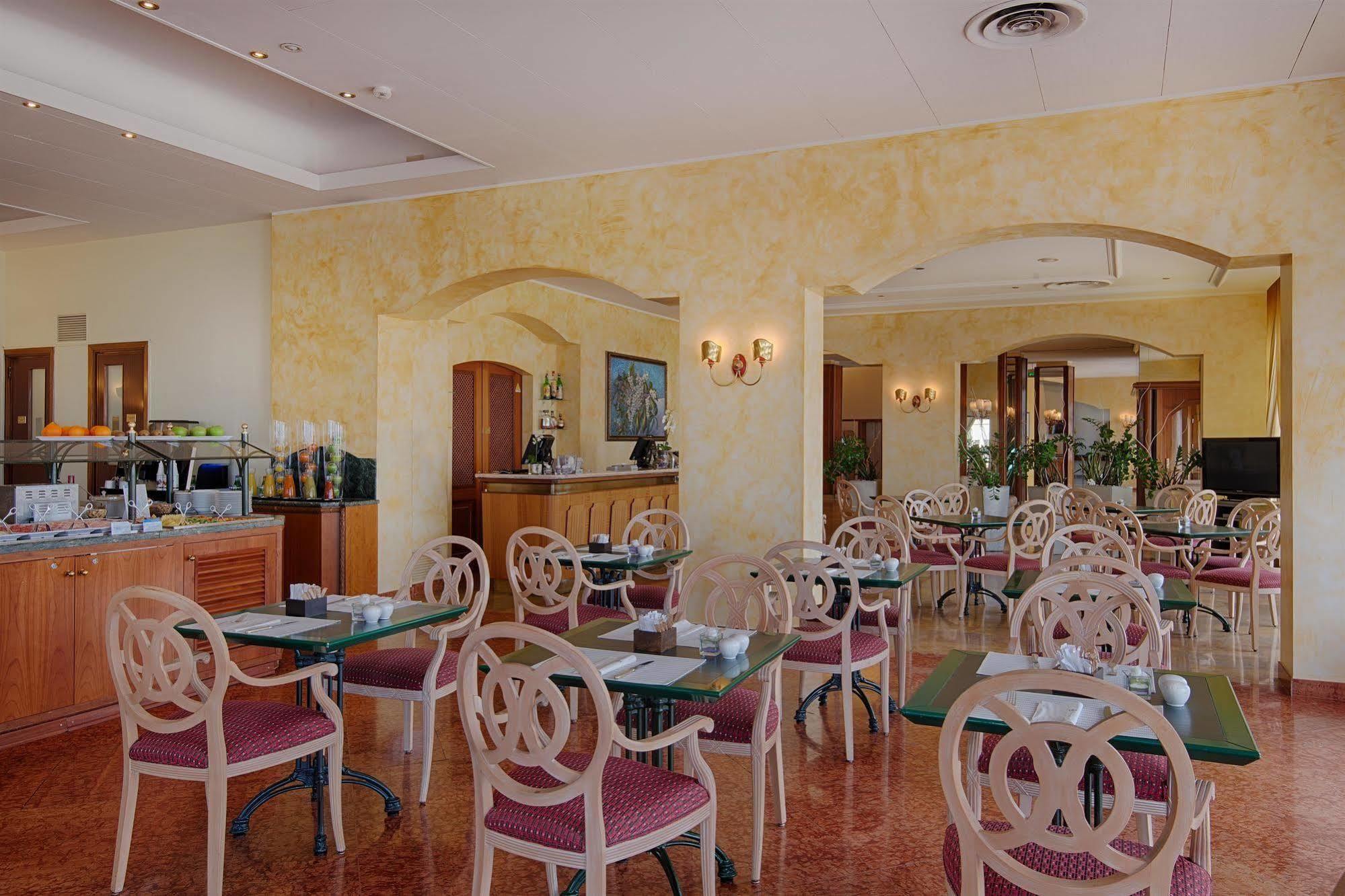 Nh Hotel Ancona