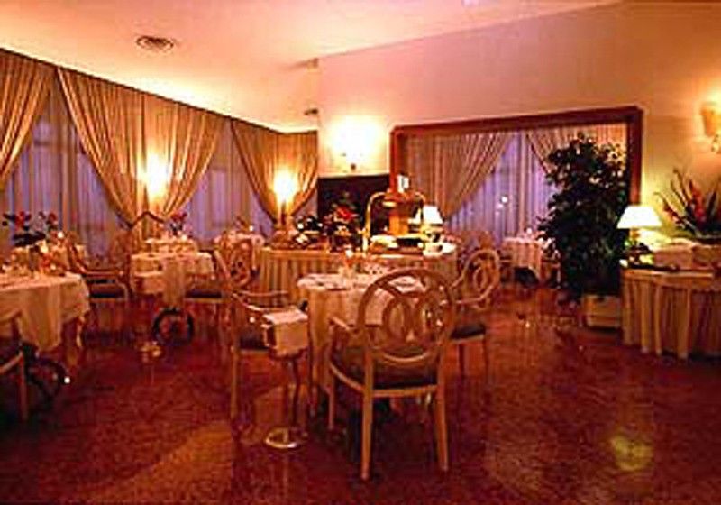 Nh Hotel 4*